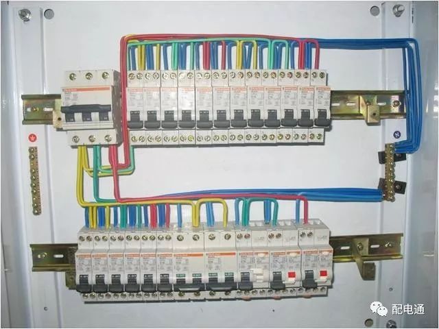 图片和文字教你如何连线配电箱